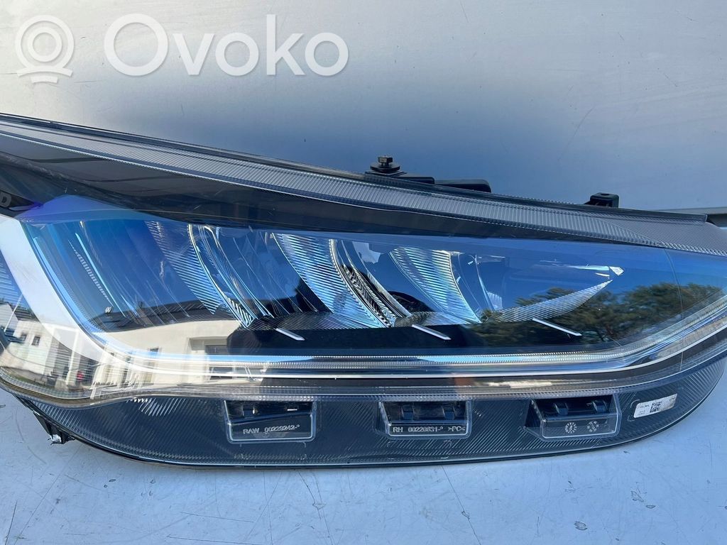 Headlight/headlamp   13E014