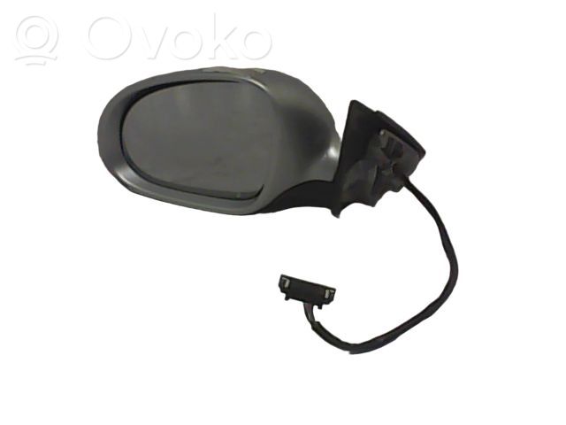 Volkswagen PASSAT B5.5 Front door electric wing mirror 