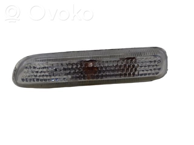 BMW 3 E46 Front fender indicator light 
