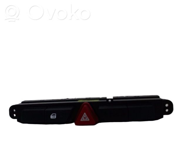 KIA Pro Cee'd I Hazard light switch 