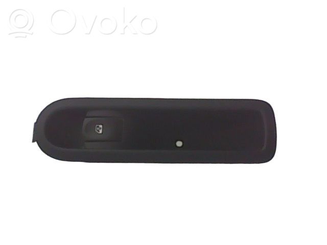 Electric window control switch   8200214936,8200214936