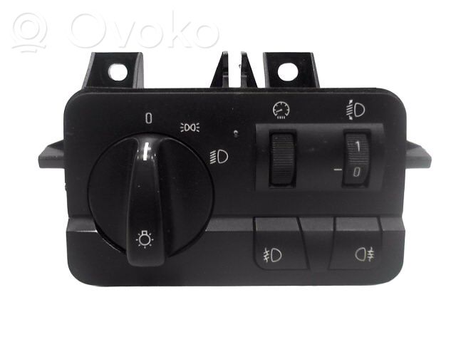 Light switch   61318363668,1496200300,61318363668,61318363669
