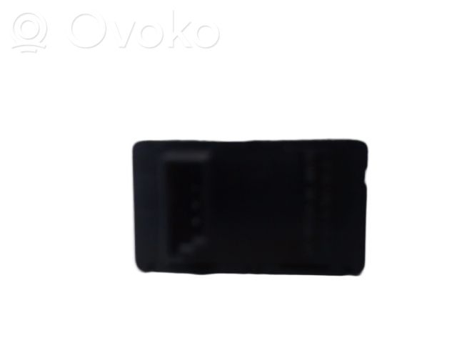Electric window control switch   61319113773,61319113773