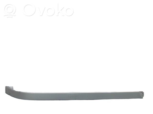Mercedes-Benz C W202 Listwa pod lampę przednią 