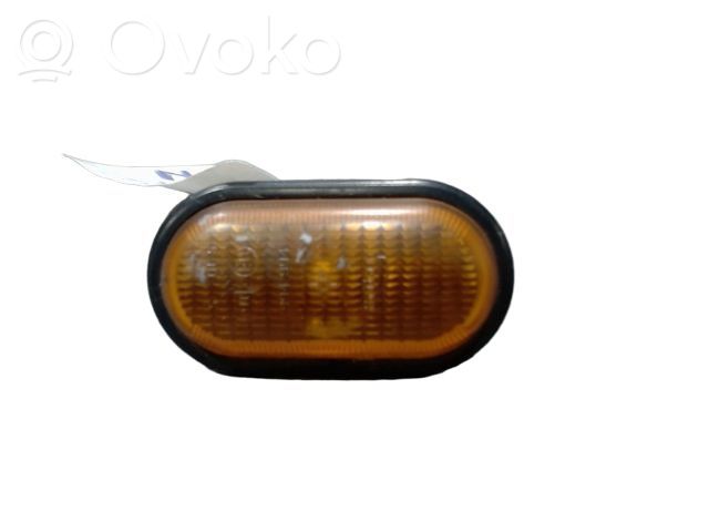 Seitenblinker   8200194580,09109951,15800000,180667012,1806670121,2616000QAA,2616000QAD,30289,3103218,4401951,44084093,4416076,4421411NUE,4431699,4500736,5511403NUEC,7700822136,7701047516,8200194580,8200257684,8200257685,93161823,93854193