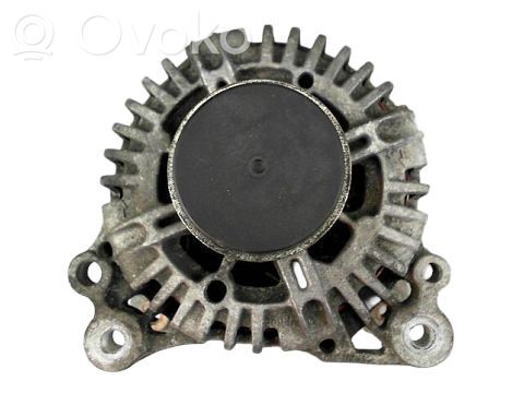 Volkswagen Touran I Generator/alternator 
