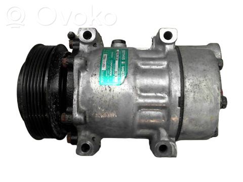 Renault Laguna I Air conditioning (A/C) compressor (pump) 
