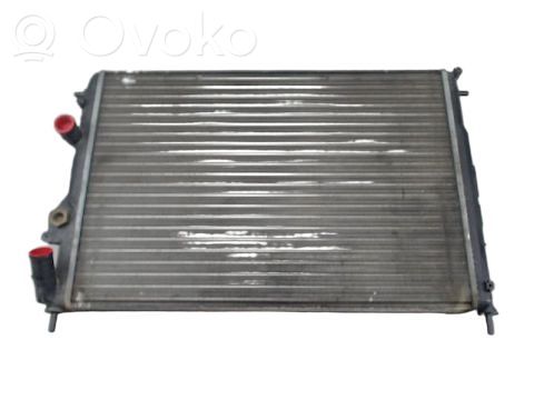 Renault Megane I Dzesēšanas šķidruma radiators 