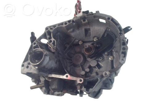 Renault Clio II Caja de cambios manual de 6 velocidades 