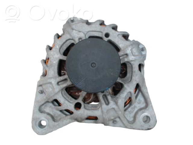 Renault Clio IV Generator/alternator 