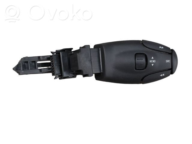 Peugeot 207 Head unit multimedia control 