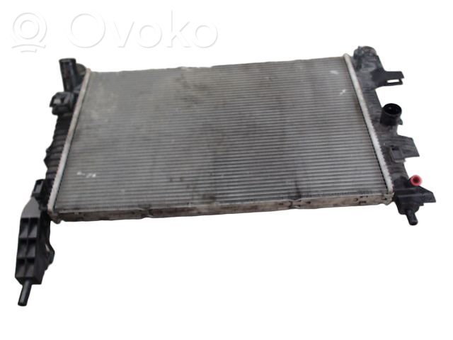 Ford Focus Dzesēšanas šķidruma radiators 