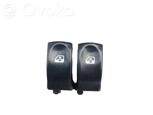 Electric window control switch   8200214939,8200214939