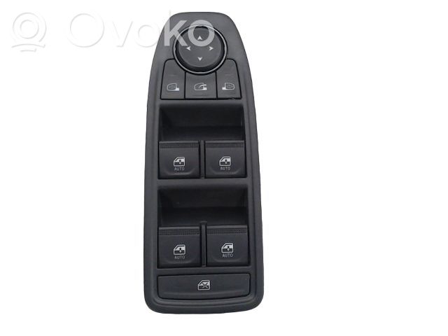 Dacia Duster III Electric window control switch 