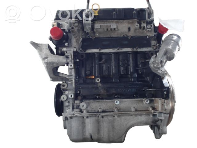 Opel Astra J Двигатель 