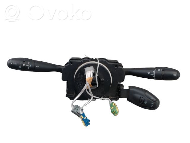 Peugeot 206 CC Leva/interruttore dell’indicatore di direzione e tergicristallo 