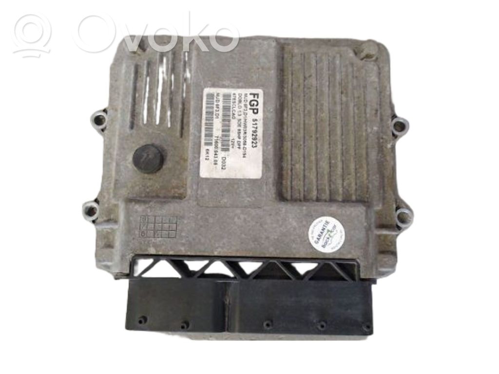 Fiat Doblo Unité de commande, module ECU de moteur