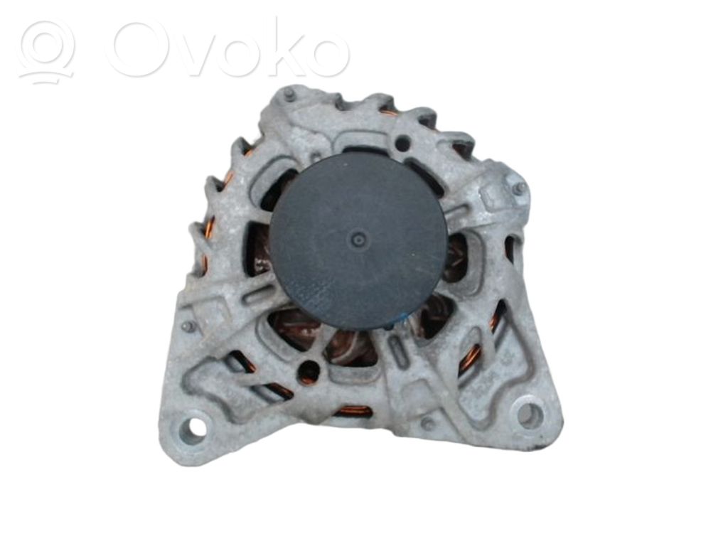 Renault Clio IV Generator/alternator 