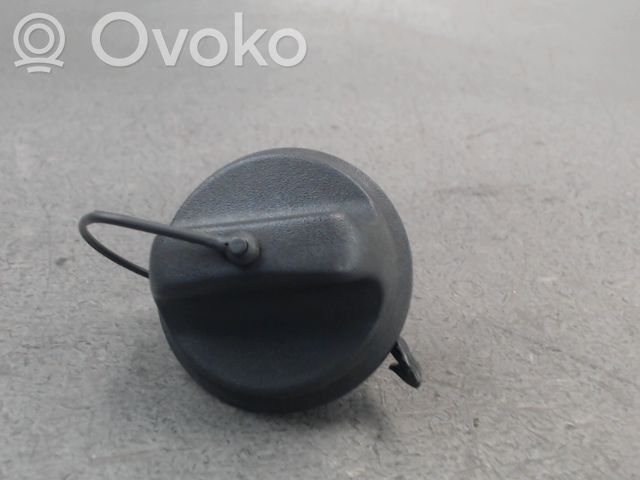 Renault Clio III Bușon umplere rezervor combustibil 