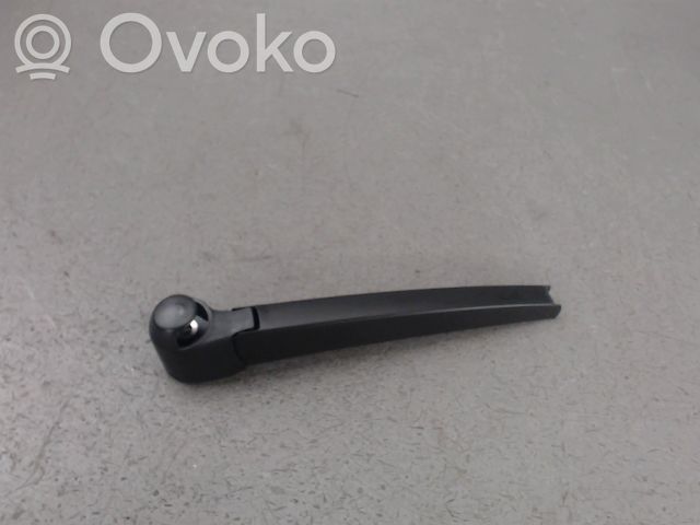 Volkswagen Polo IV 9N3 Takalasinpyyhkimen sulan varsi