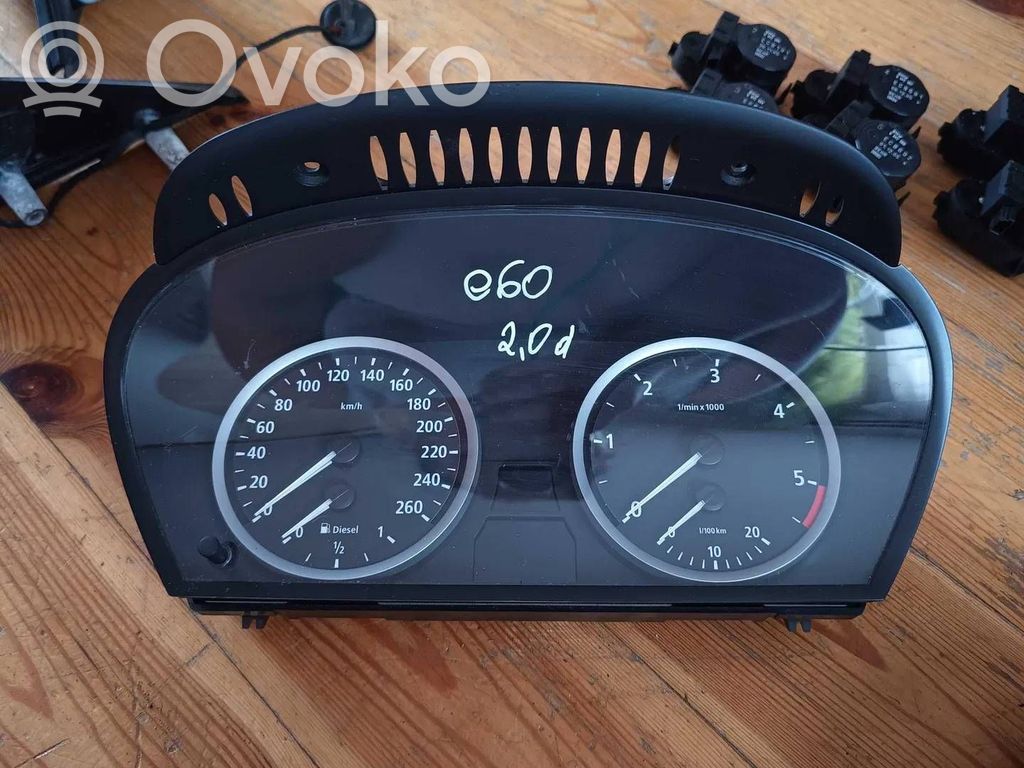 Nopeusmittari (mittaristo)   6952897