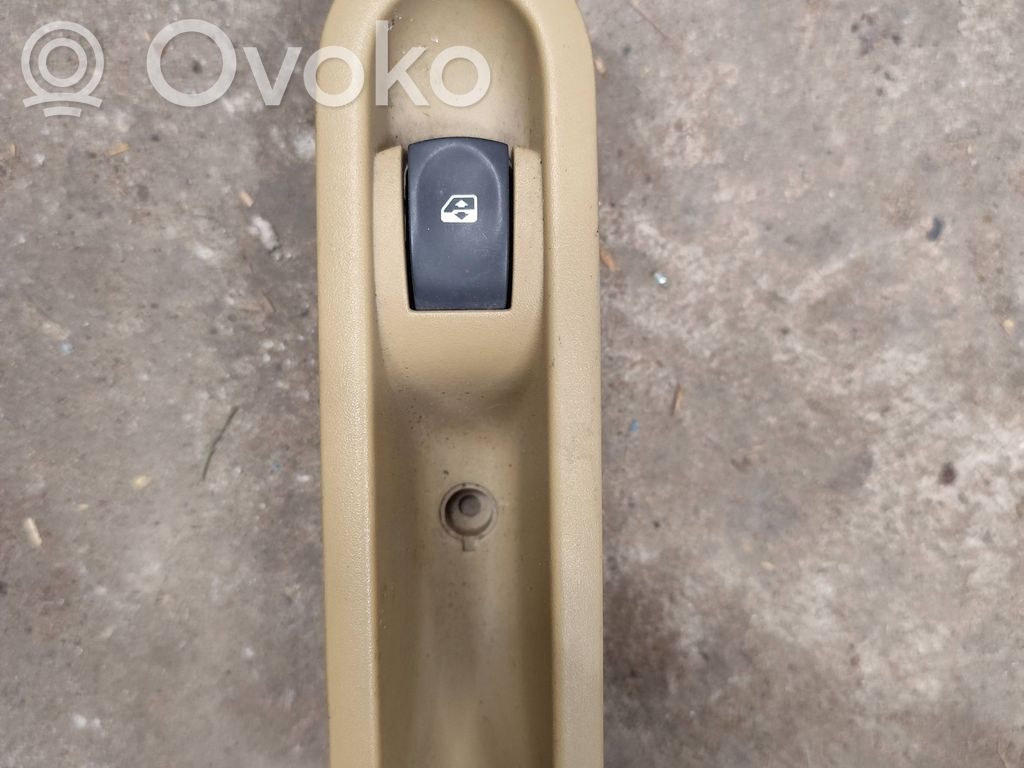 Renault Modus Electric window control switch 