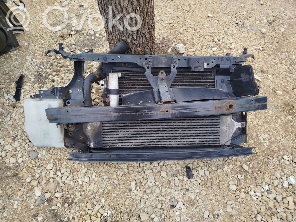 Nissan Qashqai Pas przedni 