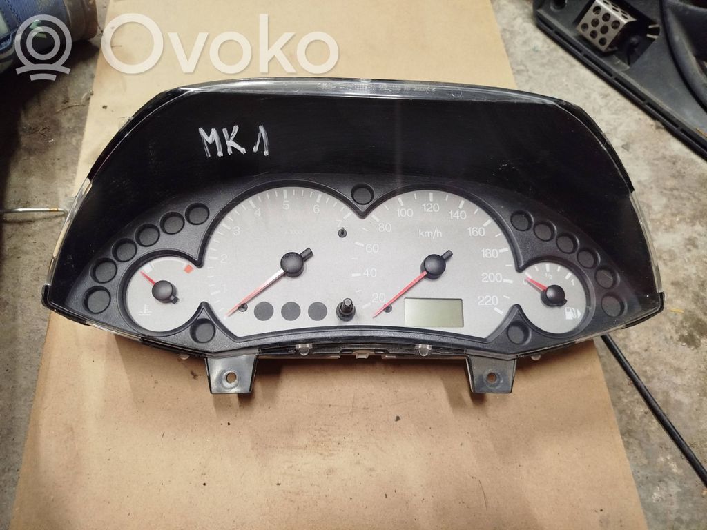 Ford Focus Speedometer (instrument cluster) 