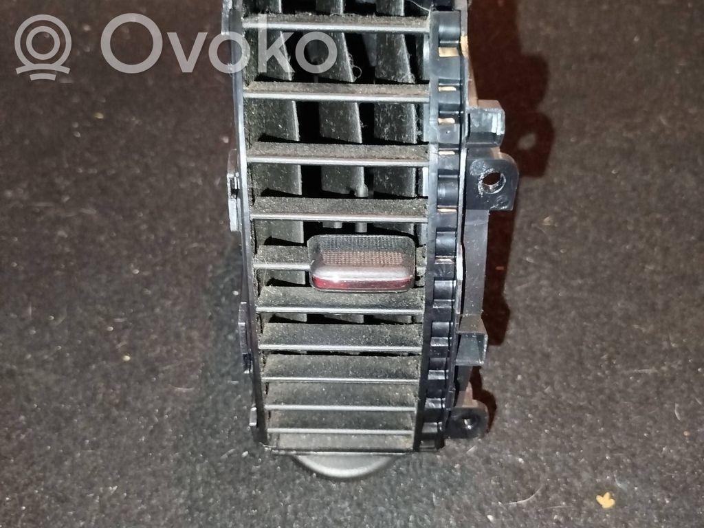 Nissan Note (E11) Centrinės oro grotelės 