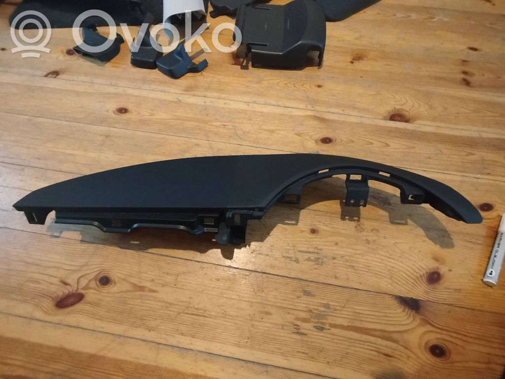 Mazda 3 II Dashboard trim 