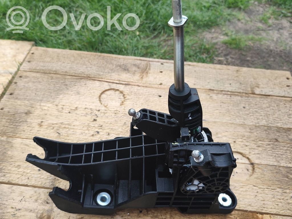 Mazda 3 II Selector caja de cambios 