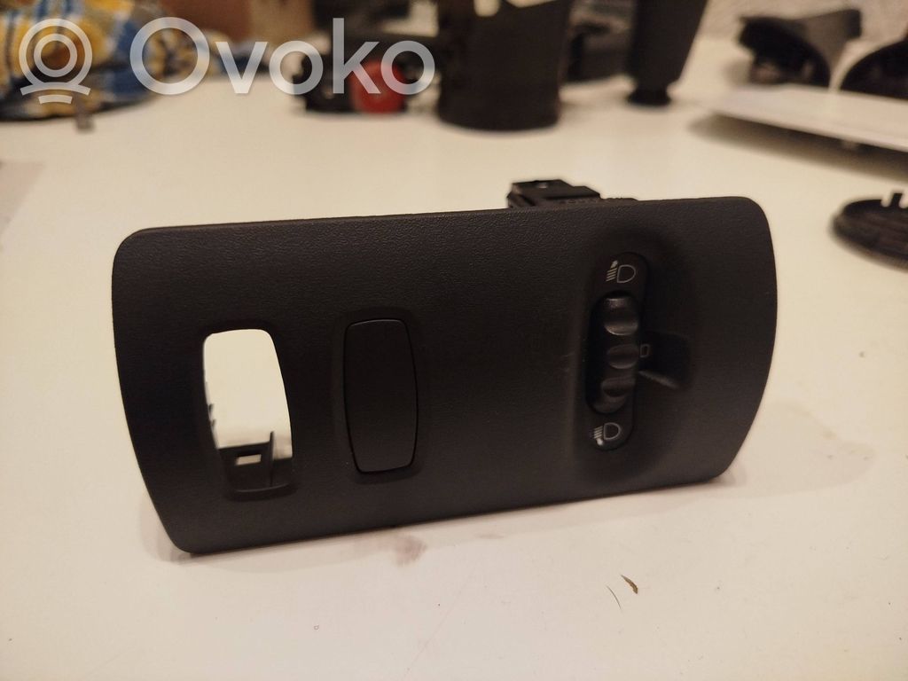 Renault Kangoo II Headlight level height control switch 