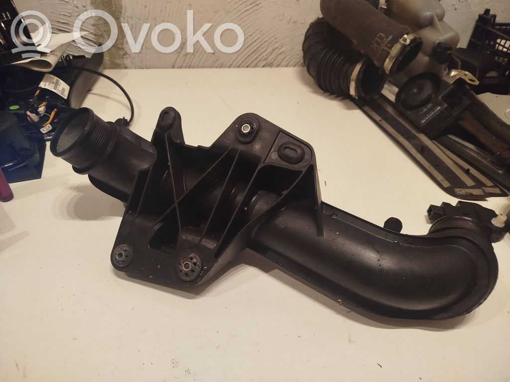 Audi A4 S4 B8 8K Tubo flessibile intercooler 