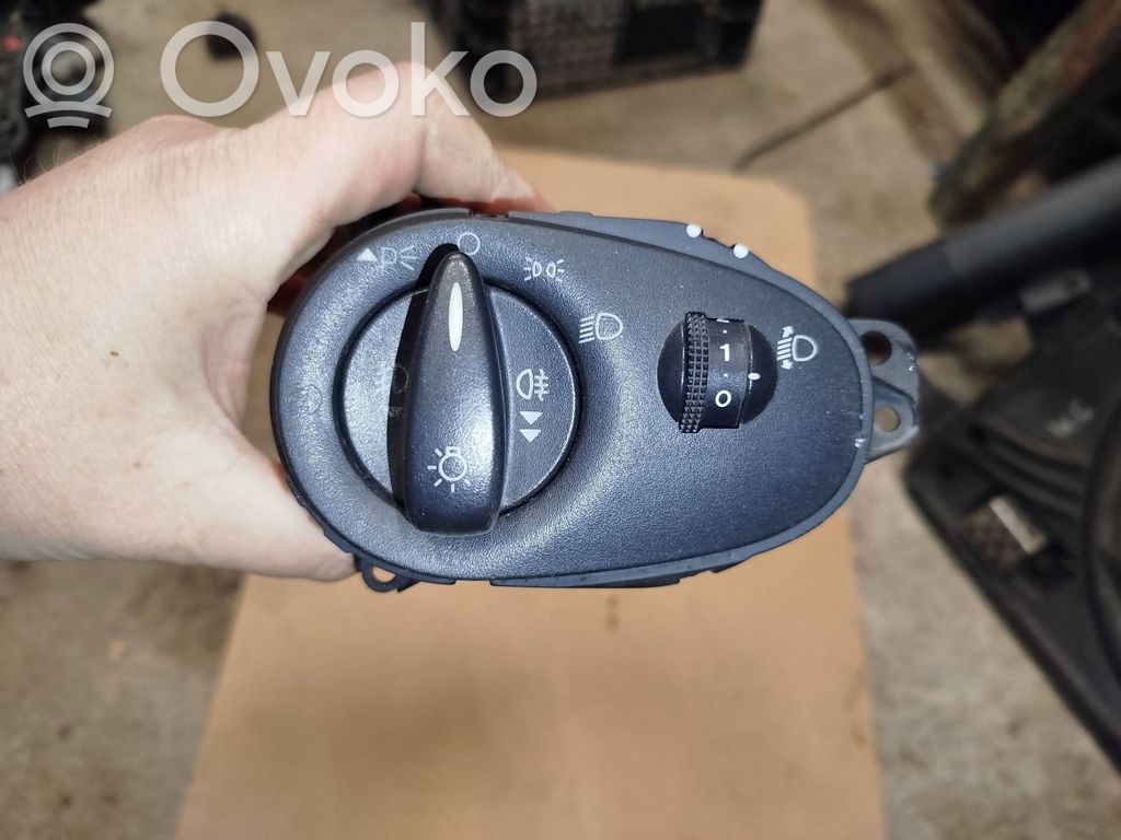 Ford Focus Light switch 