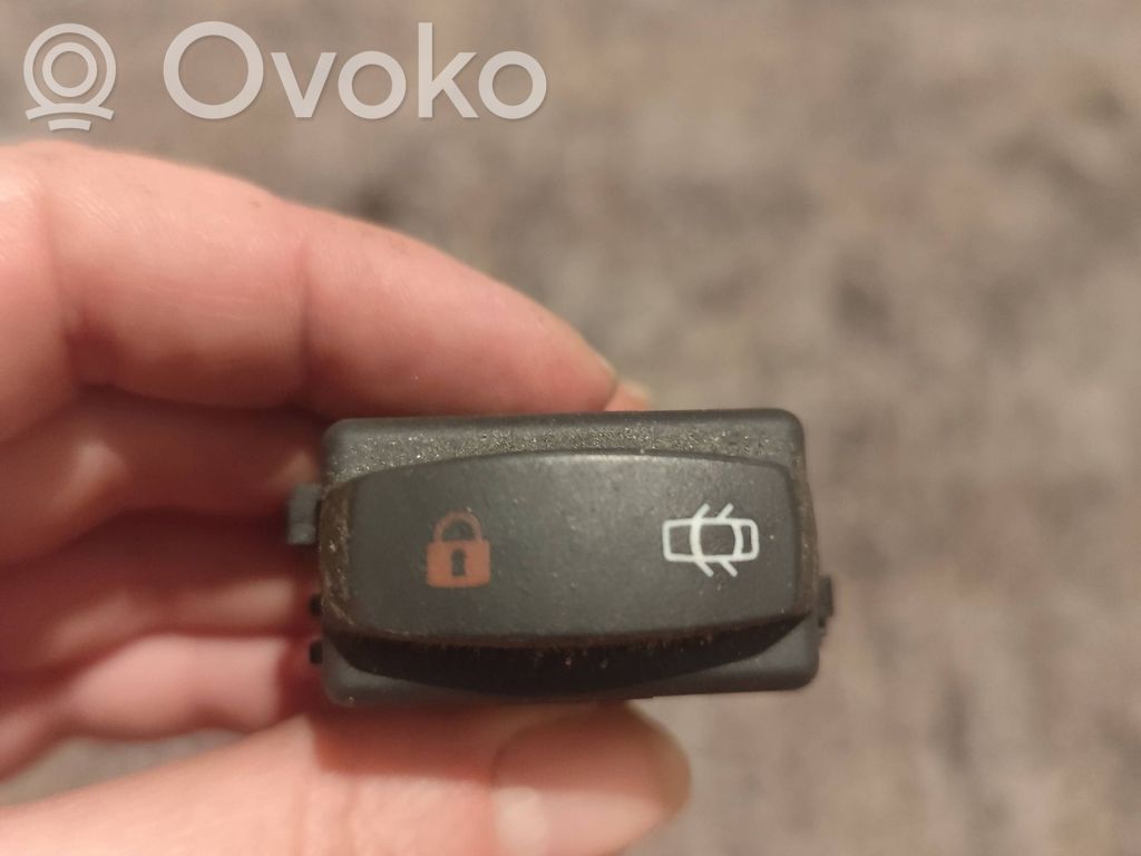 Renault Laguna II Central locking switch button 