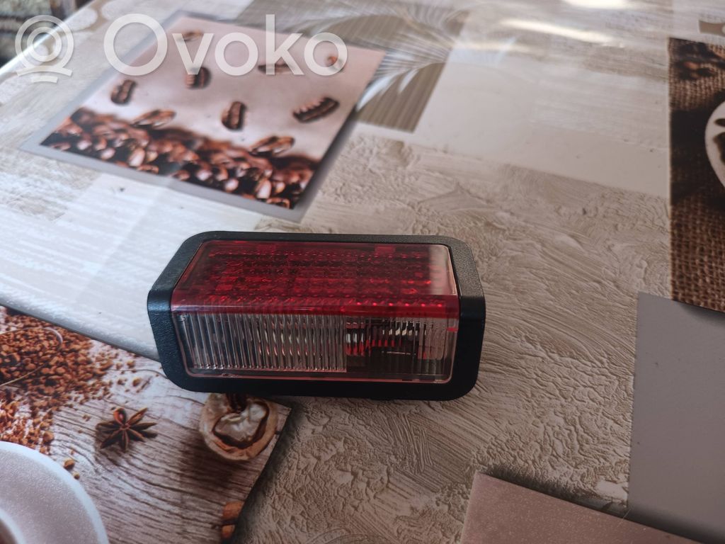 Boot/trunk interior light   8368577