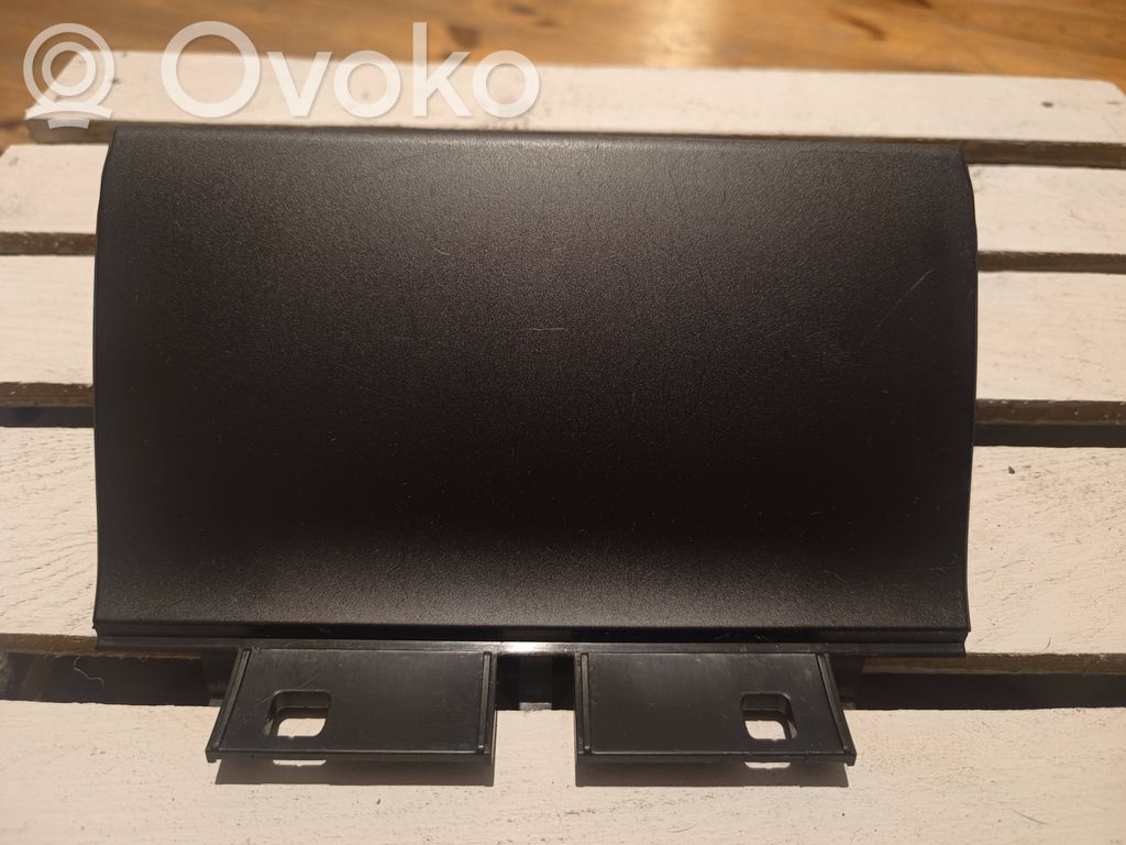 Audi A3 S3 8P Panel popielniczki przedniej tunelu środkowego 