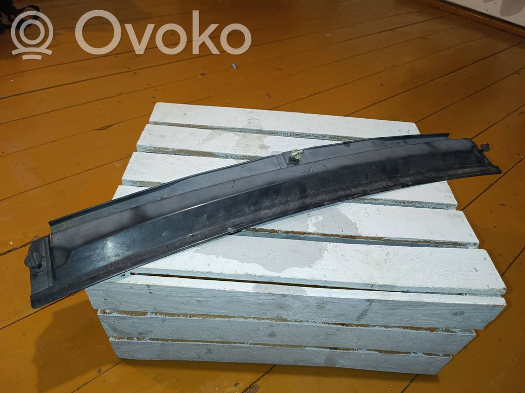 BMW 3 E46 Wiper trim 