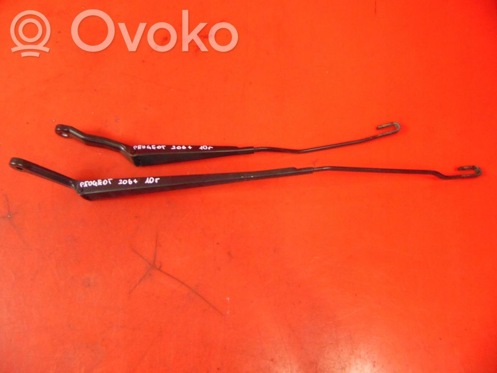 Ramię wycieraczki szyby przedniej / czołowej   PEUGEOT206PLUS