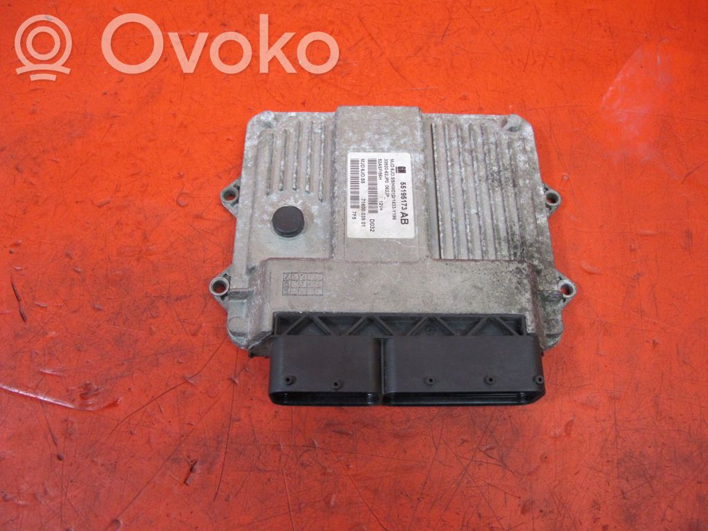 Suzuki Swift I Engine control unit/module 