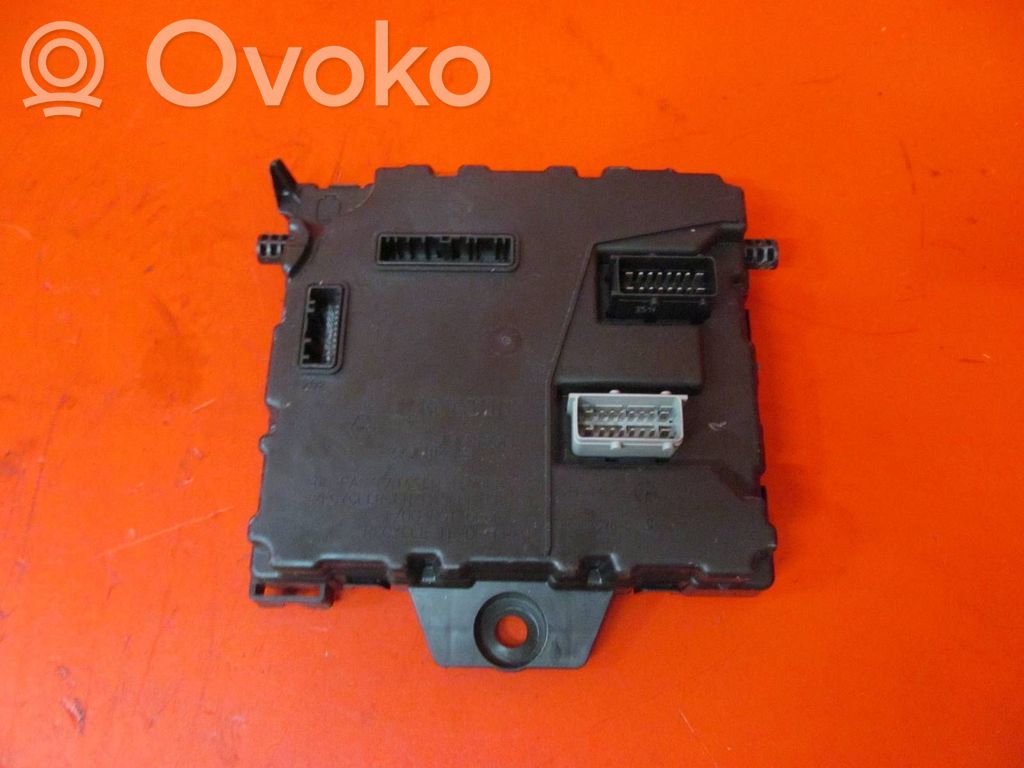 Renault Kangoo II Sonstige Steuergeräte / Module 