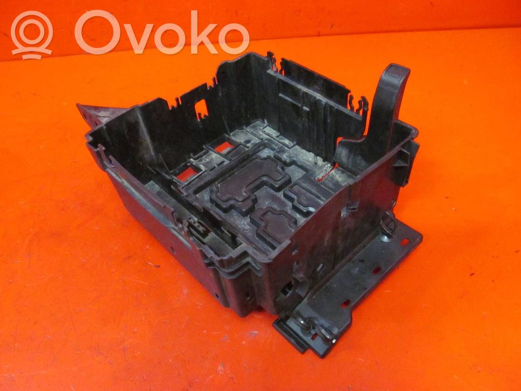Citroen C3 Battery box tray 