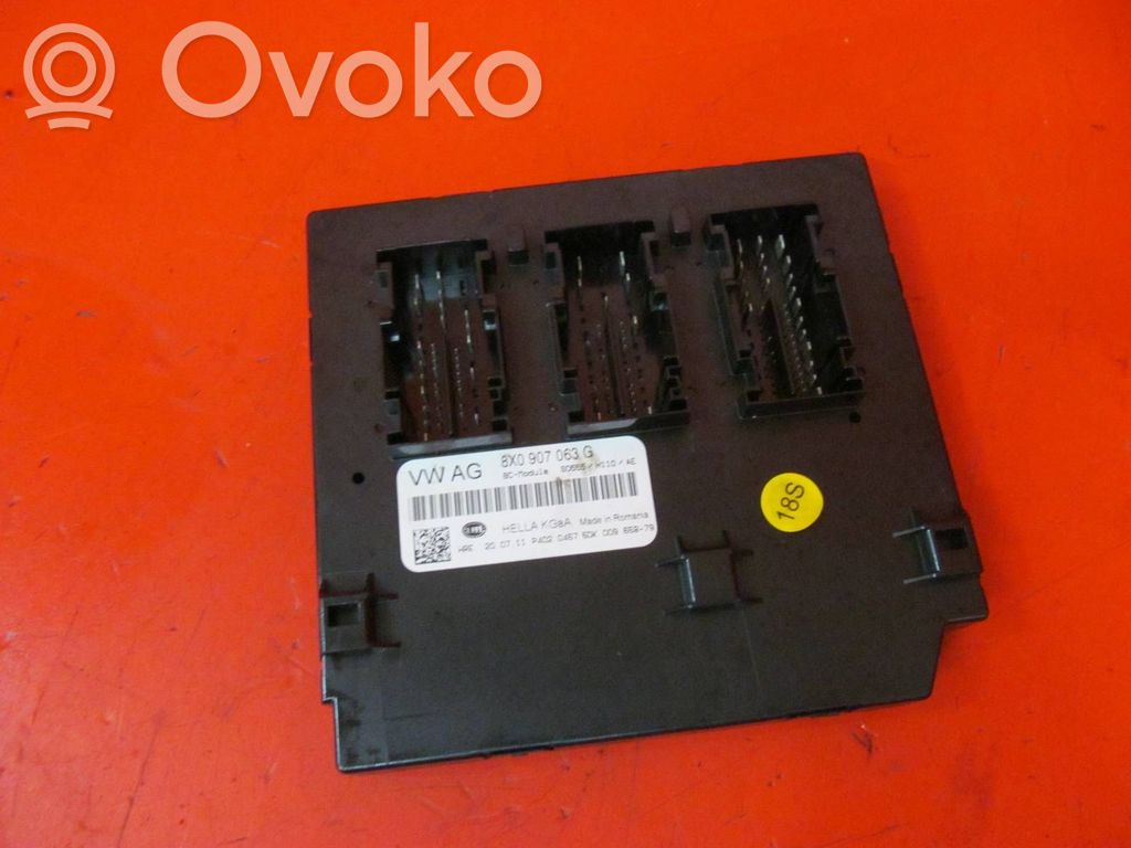 Audi A1 Comfort/convenience module 