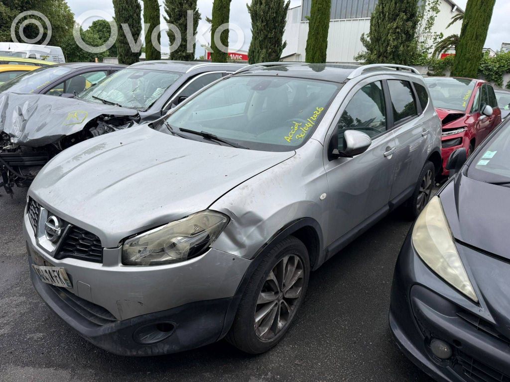 Nissan Qashqai+2 Дверь 
