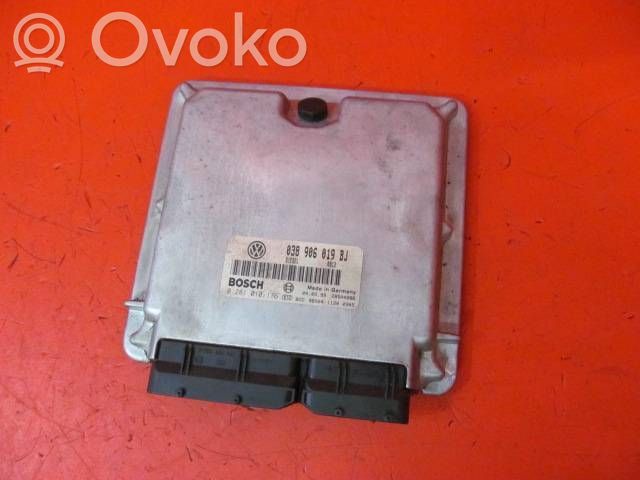 Volkswagen PASSAT B5 Engine control unit/module 