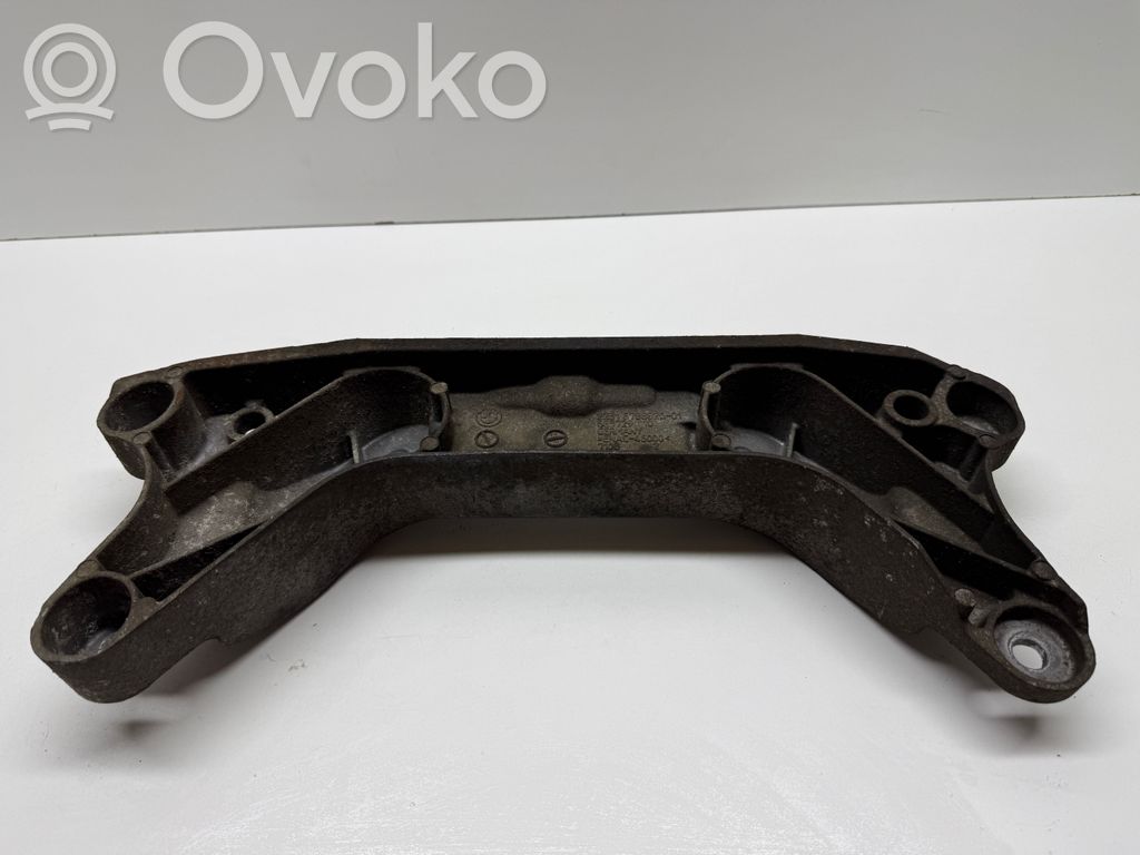 BMW 1 F20 F21 Pārnesumkārbas stiprinājuma kronšteins 