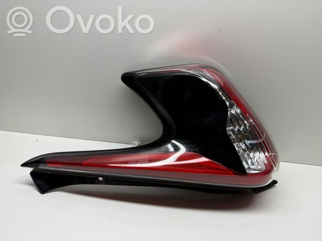 Nissan Juke I F15 Lampa tylna 