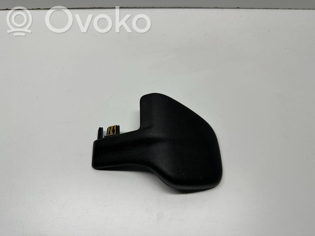 Ram 1500 DT Kita salono detalė 