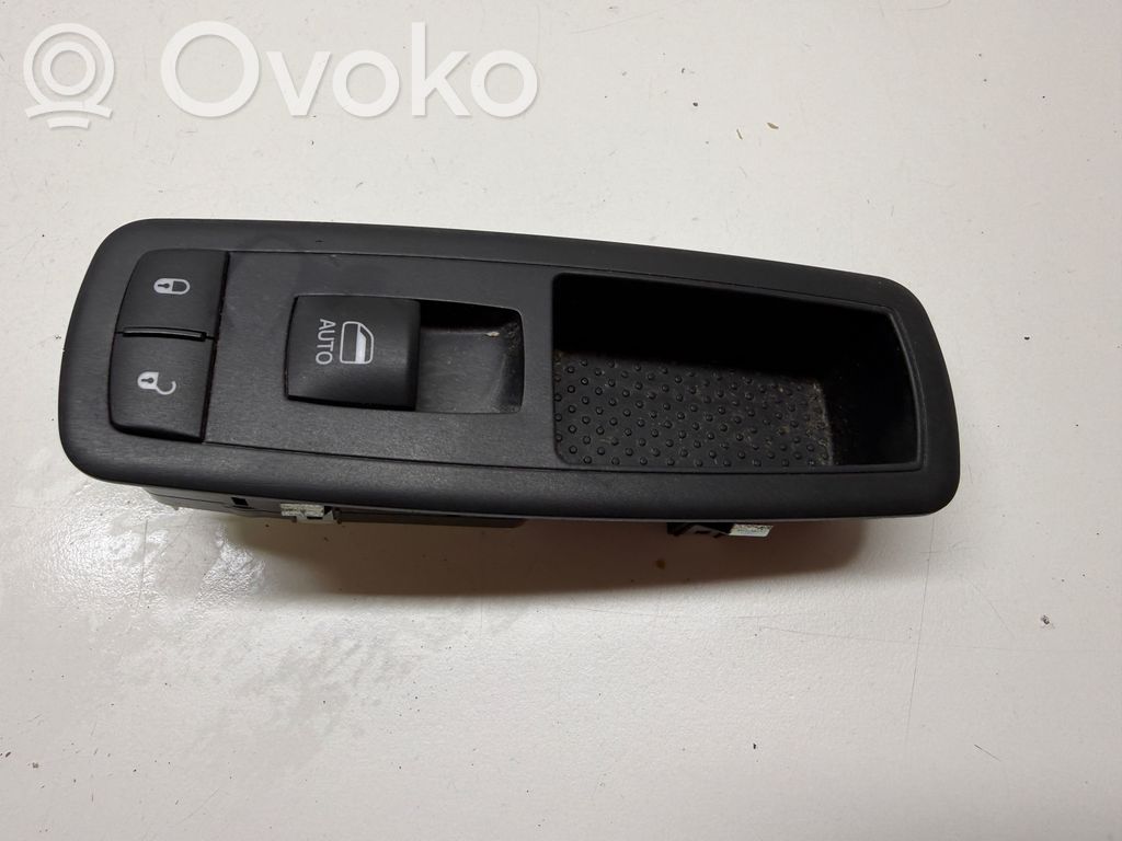 Electric window control switch   10123676,10132988