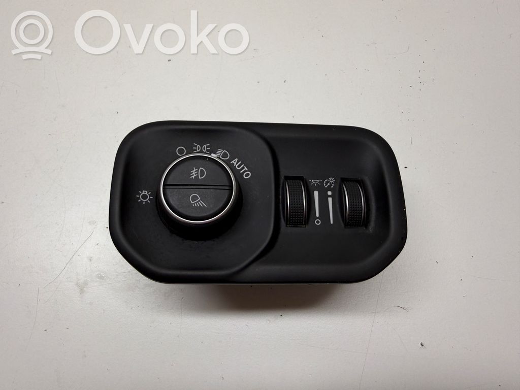 Ram 1500 DT Light switch 